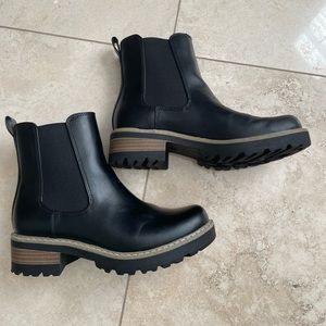 Universal Thread (Target) brand Chelsea Boots.